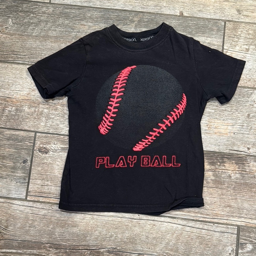 Xersion Black and Red Baseball Graphic Tee​